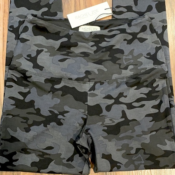 Rachel Zoe Camo Leggings - Picture 5 of 8